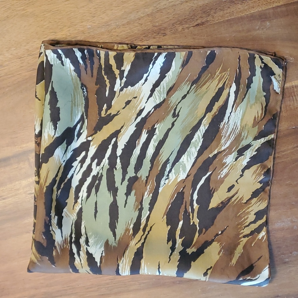 Echo tiger print scarf